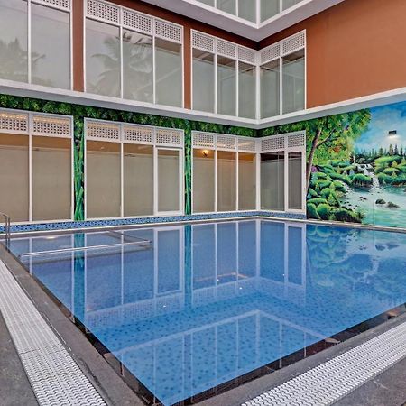 Treebo Golden Terminal, Kochi Airport Hotel Exterior foto