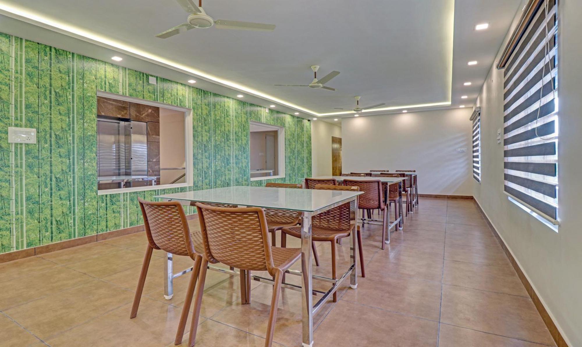 Treebo Golden Terminal, Kochi Airport Hotel Exterior foto