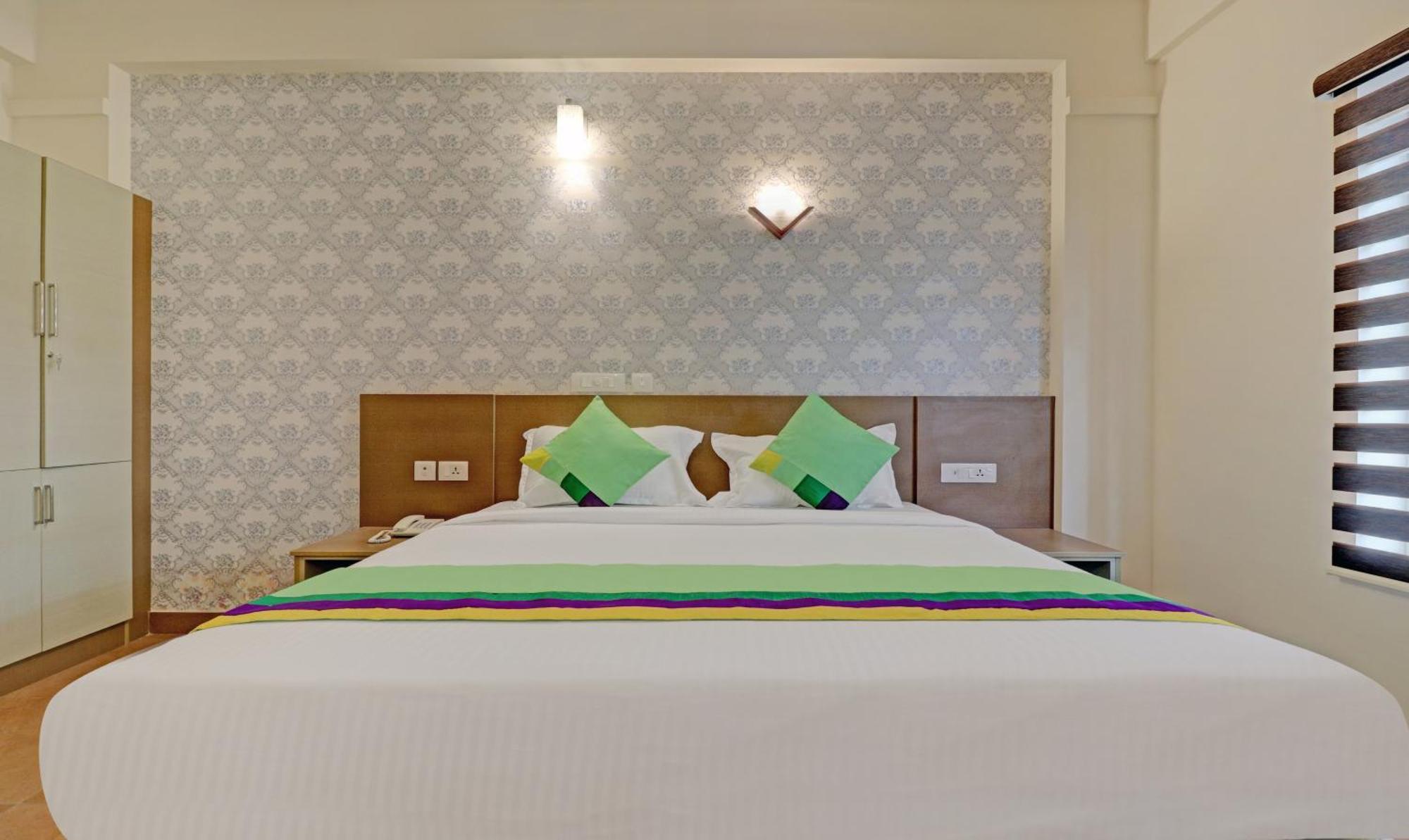 Treebo Golden Terminal, Kochi Airport Hotel Exterior foto