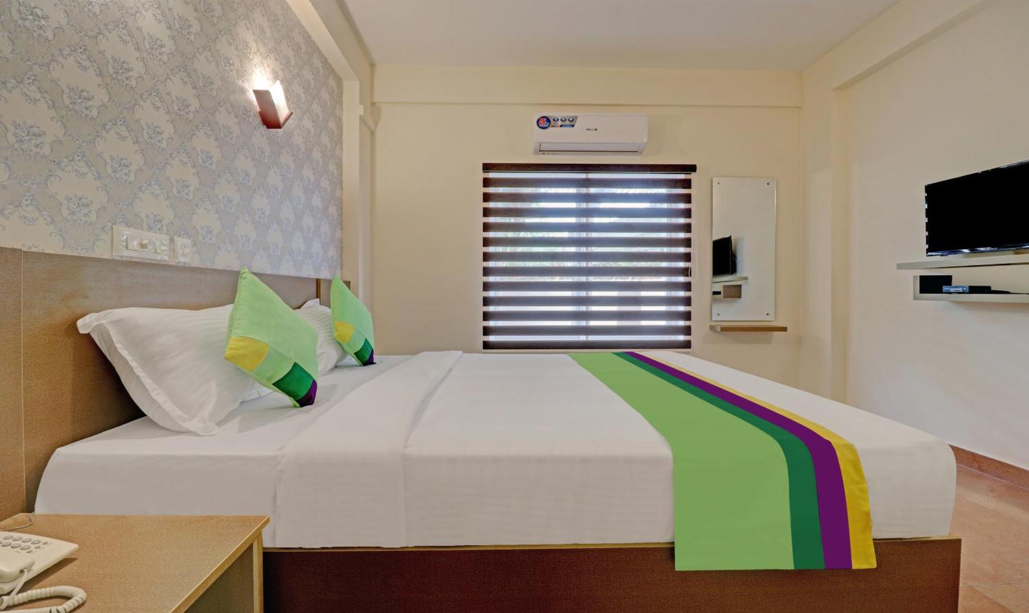 Treebo Golden Terminal, Kochi Airport Hotel Exterior foto