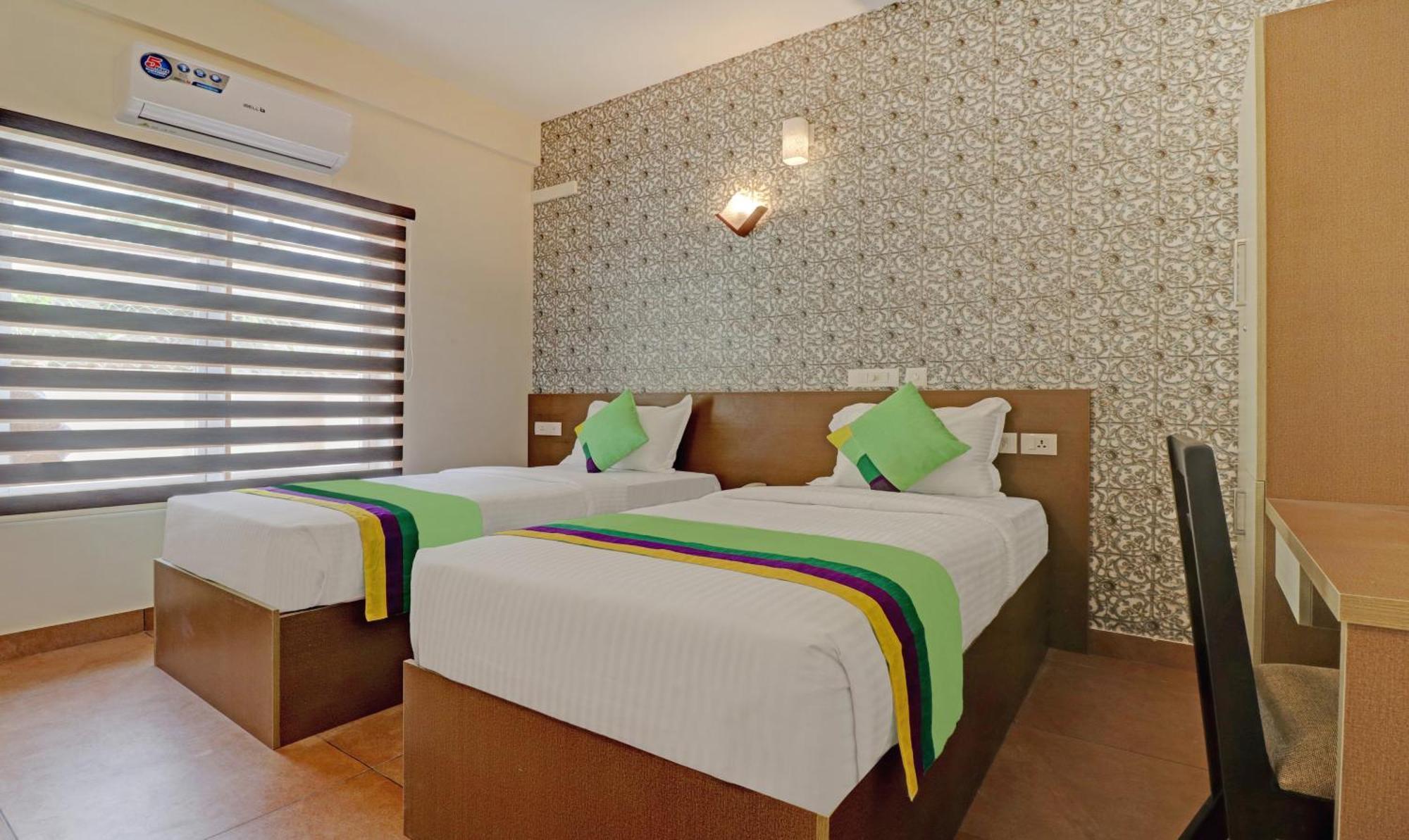 Treebo Golden Terminal, Kochi Airport Hotel Exterior foto